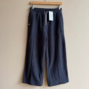 Stio Women's Turpin Fleece Wide Crop Pant Abyss